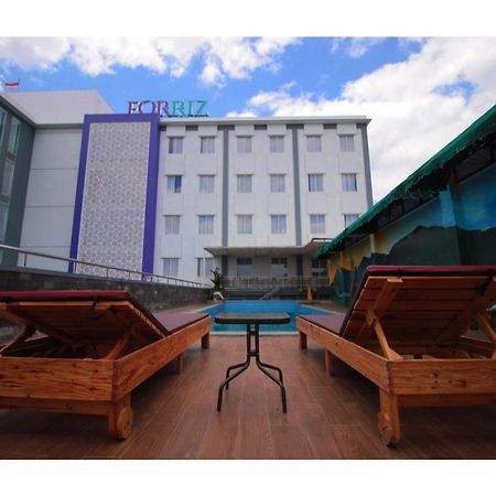 Forriz Hotel Yogyakarta Esterno foto