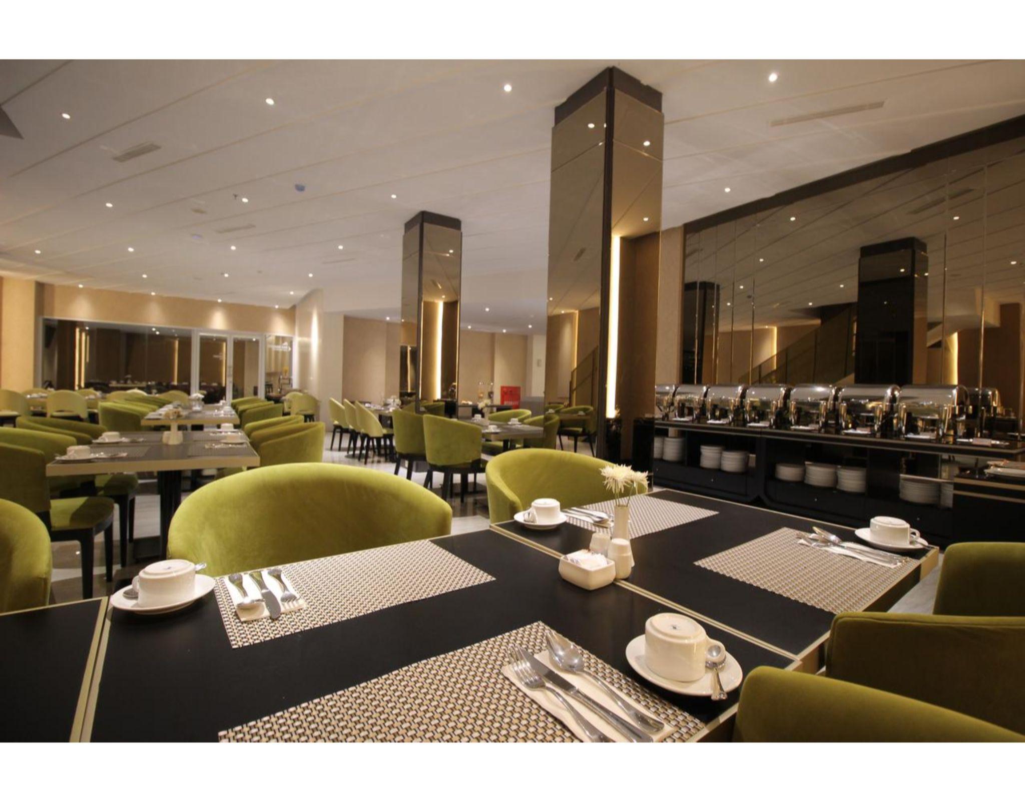 Forriz Hotel Yogyakarta Esterno foto